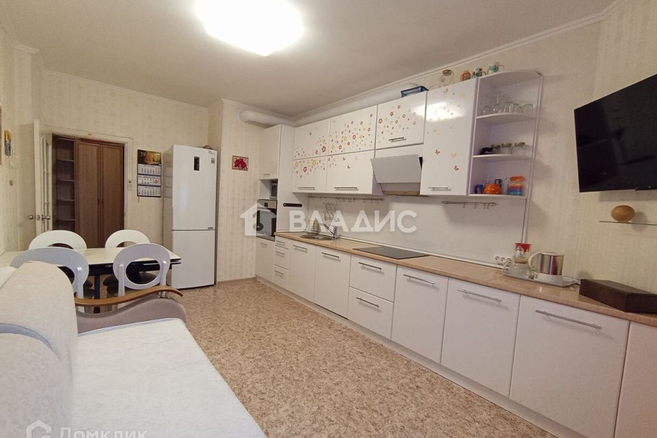 Продаётся 2-комнатная квартира, 74 м²