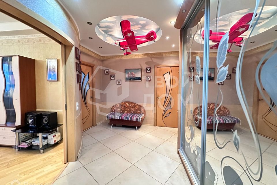 Продаётся 3-комнатная квартира, 98.8 м²