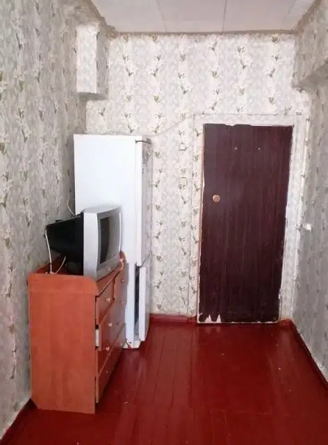 Продаётся комната в 3-комн. квартире, 8.9 м²