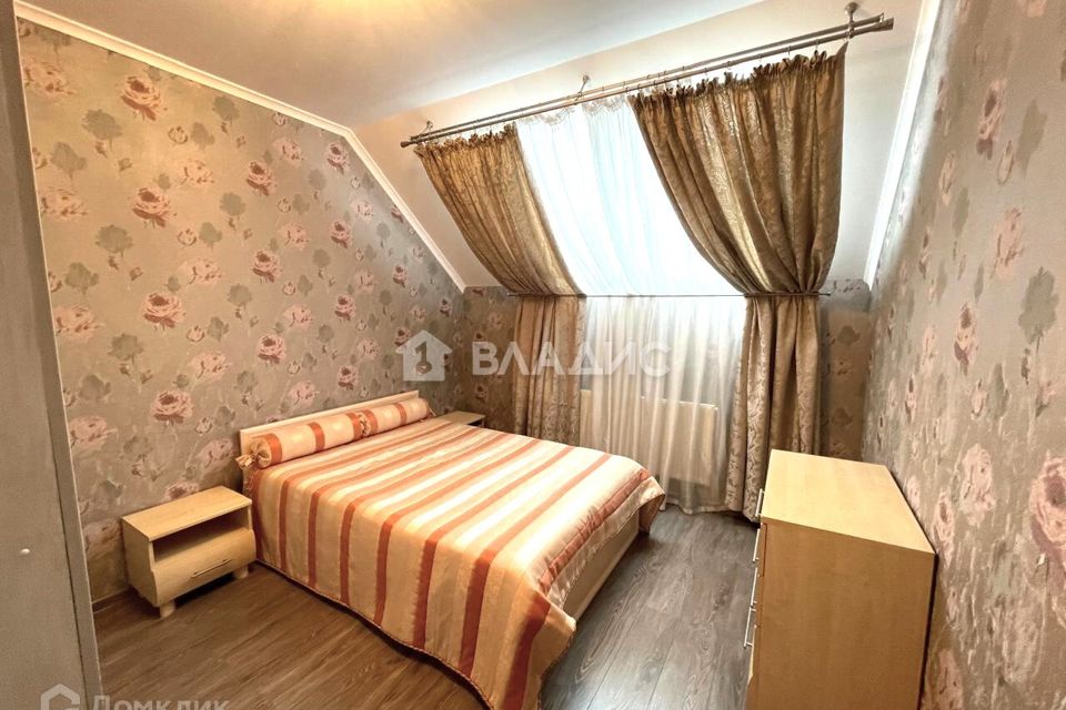 Сдаётся 2-комнатная квартира, 61.7 м²