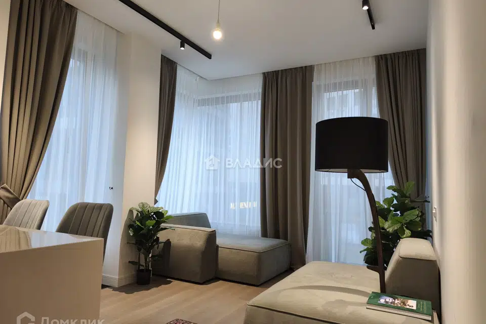 Продаётся 2-комнатная квартира, 67.8 м²