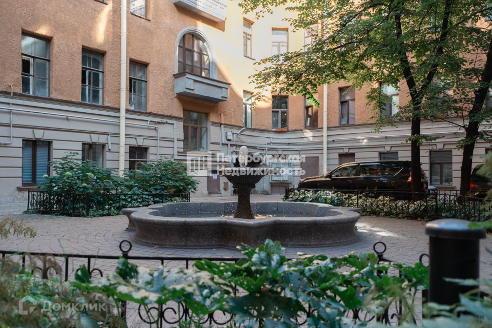 Продаётся 4-комнатная квартира, 81 м²