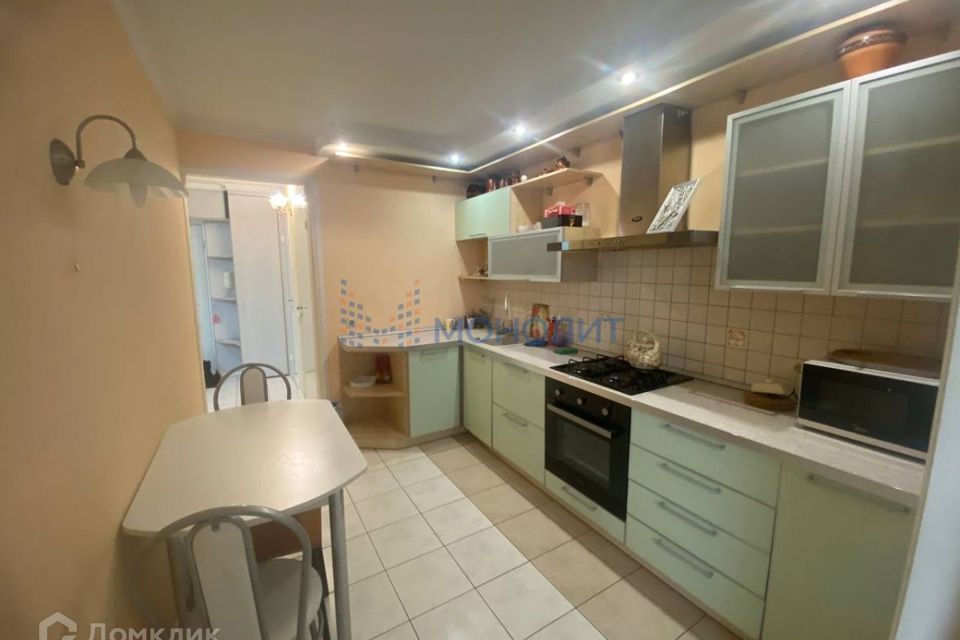Продаётся 2-комнатная квартира, 57 м²
