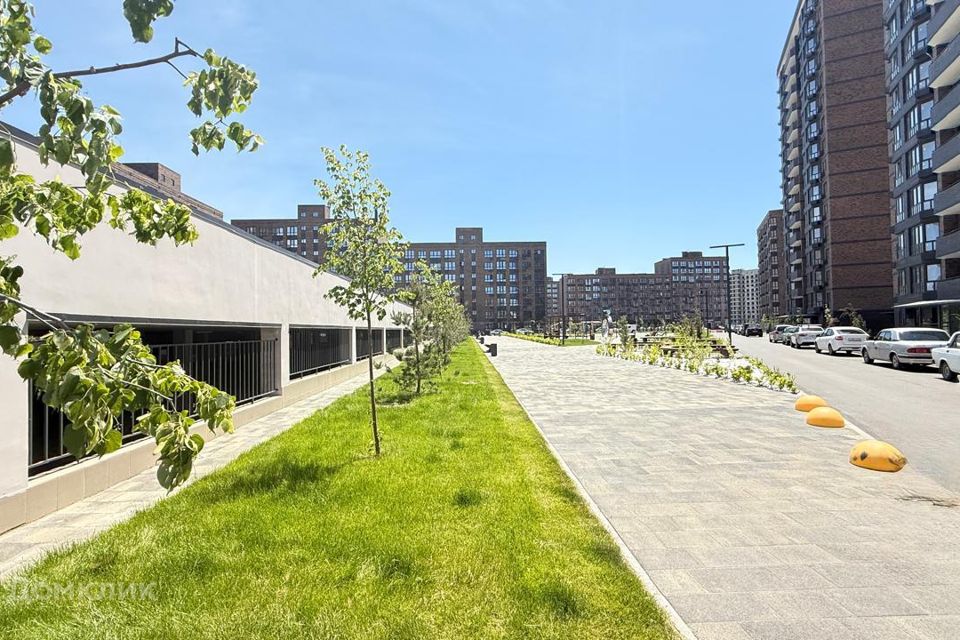 Продаётся 2-комнатная квартира, 66.82 м²