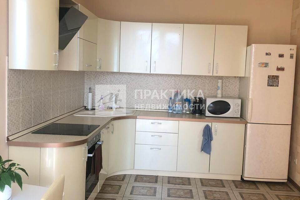 Продаётся 2-комнатная квартира, 69.3 м²
