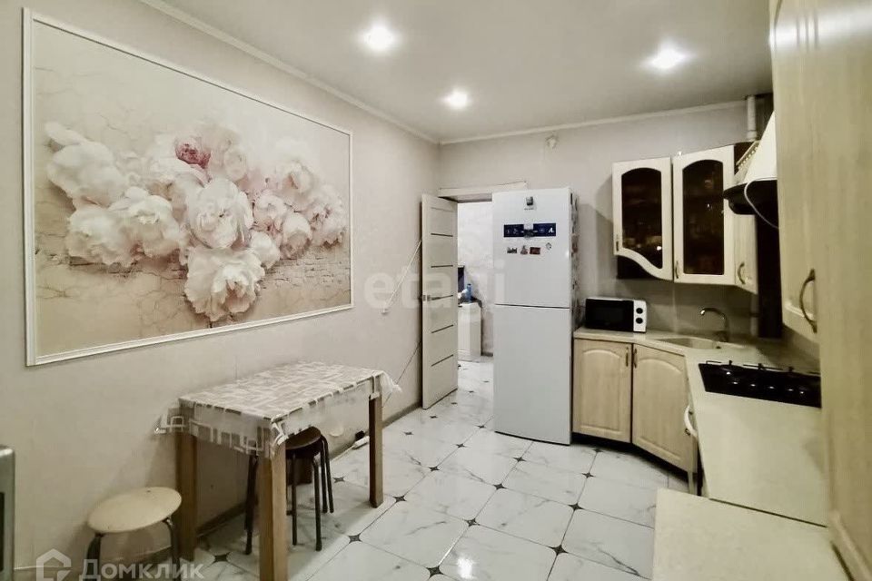 Продаётся 2-комнатная квартира, 57.7 м²