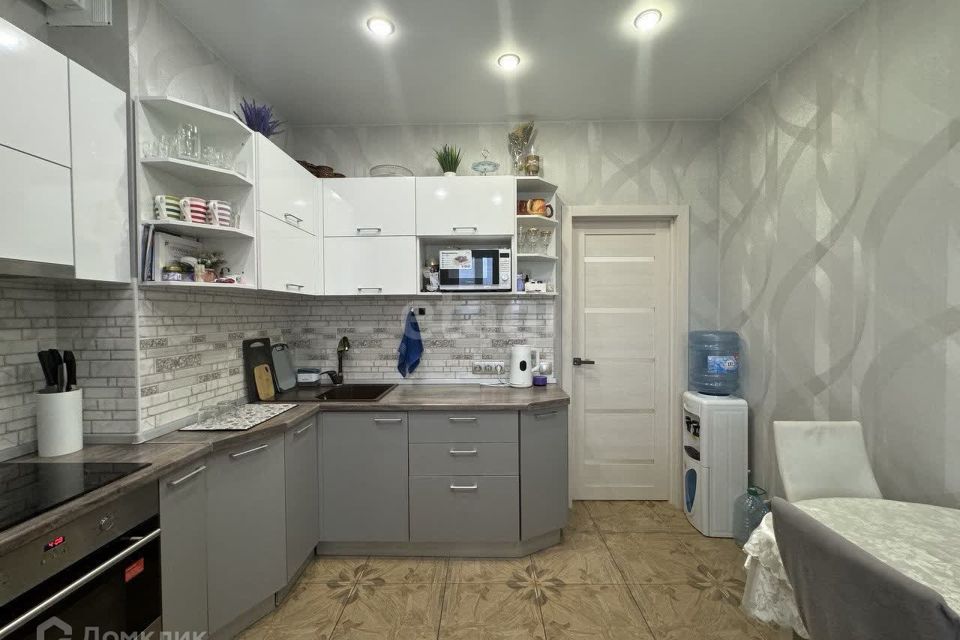 Продаётся 2-комнатная квартира, 61.51 м²