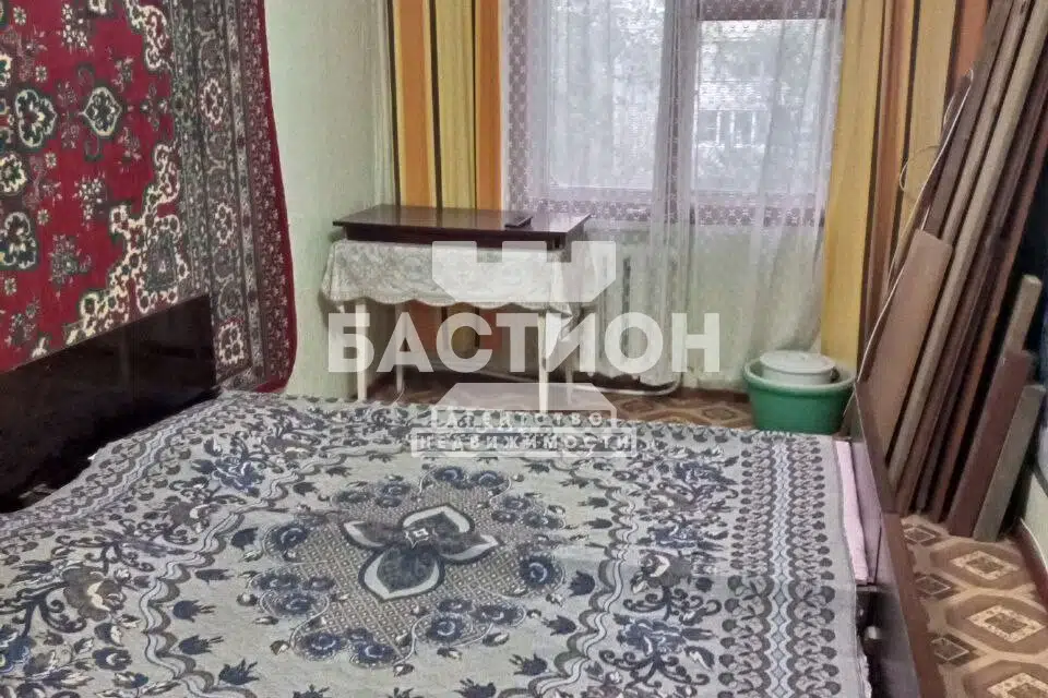 Продаётся 4-комнатная квартира, 66 м²