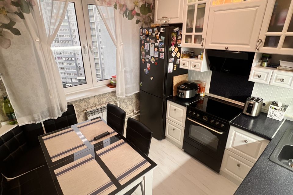 Продаётся 3-комнатная квартира, 72.6 м²