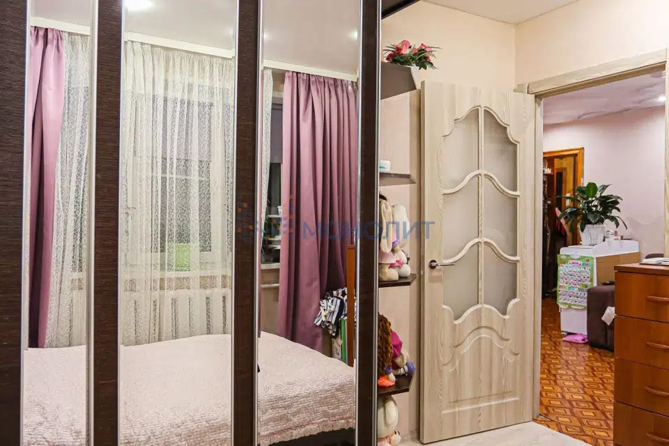 Продаётся 3-комнатная квартира, 49.9 м²