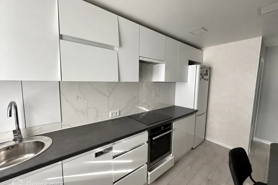 Продаётся 3-комнатная квартира, 68.5 м²