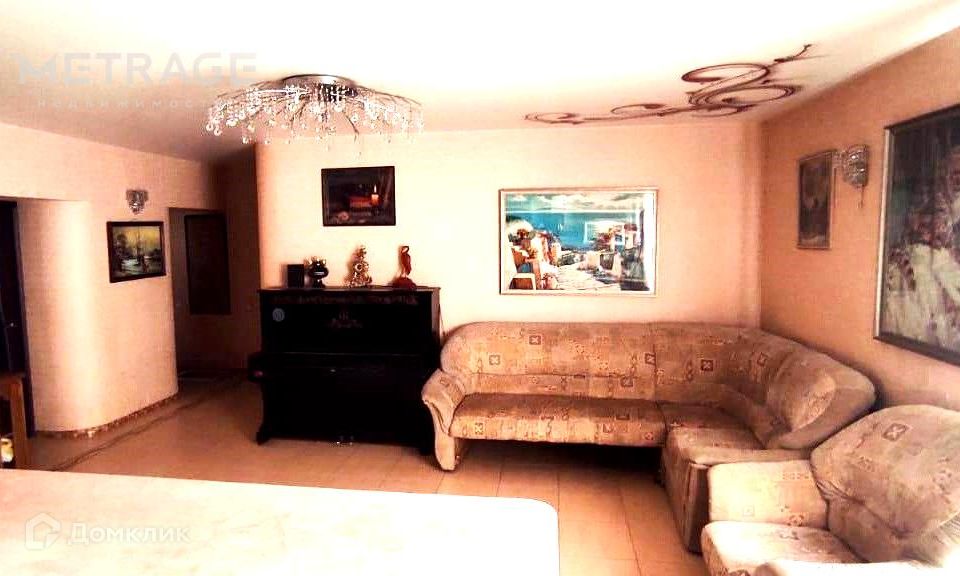 Продаётся 4-комнатная квартира, 111.6 м²