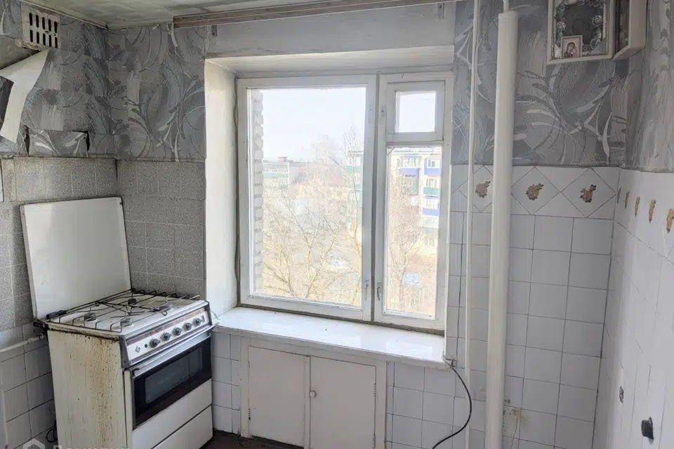 Продаётся 3-комнатная квартира, 61.8 м²