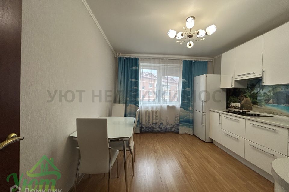 Продаётся 3-комнатная квартира, 110.2 м²