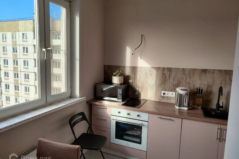 Продаётся 1-комнатная квартира, 38.2 м²