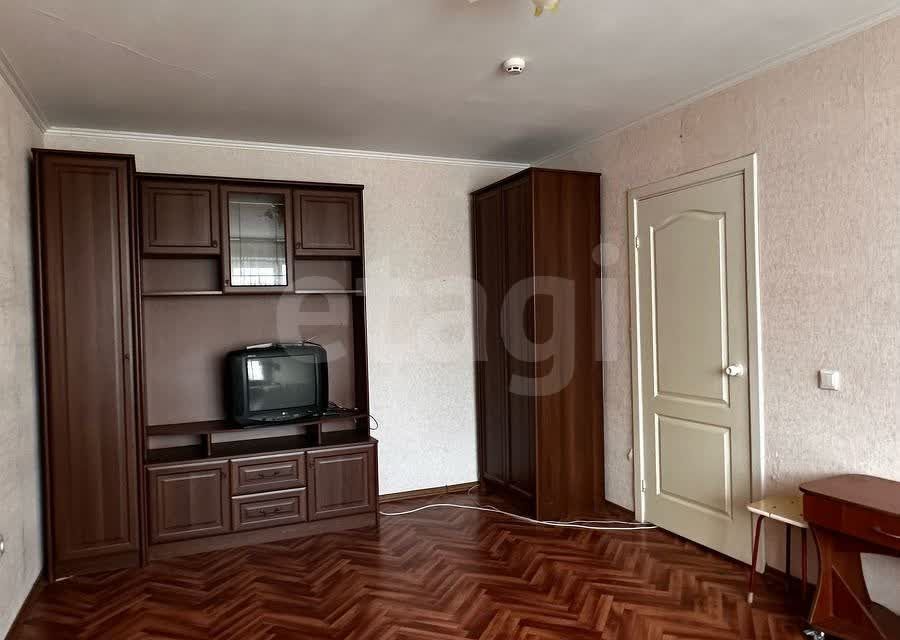 Продаётся 1-комнатная квартира, 37.4 м²