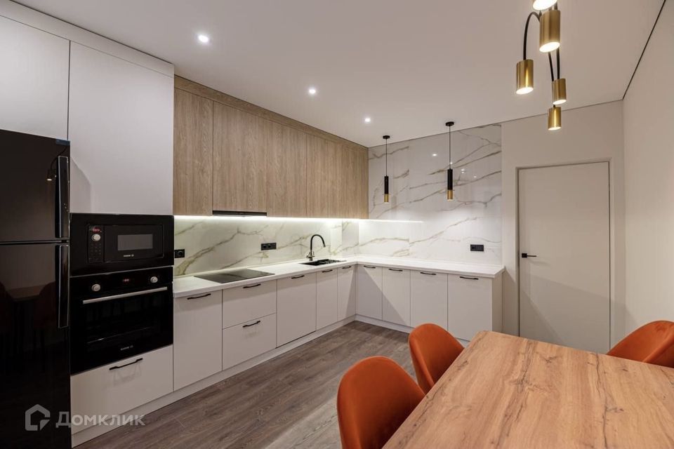 Продаётся 3-комнатная квартира, 81.5 м²