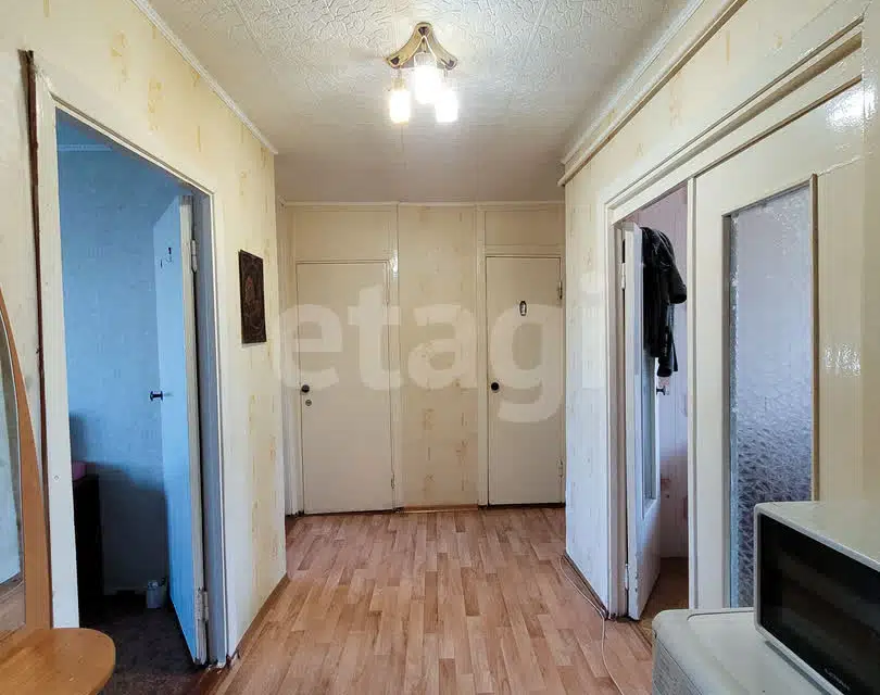 Продаётся 3-комнатная квартира, 60.4 м²