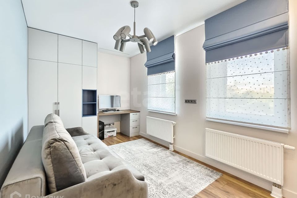 Продаётся 3-комнатная квартира, 70 м²