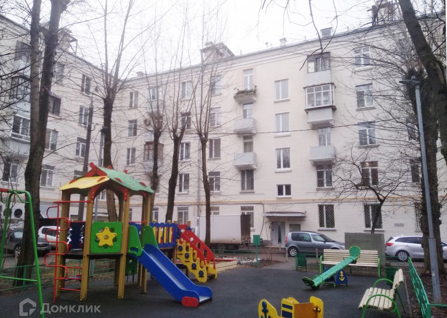 Продаётся 4-комнатная квартира, 99 м²