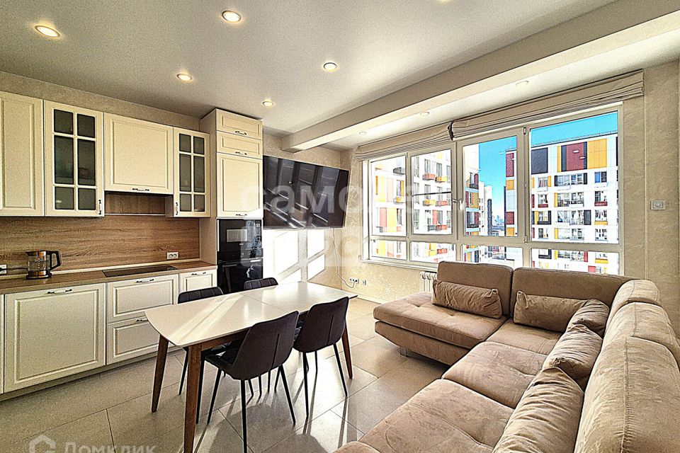 Продаётся 3-комнатная квартира, 103.9 м²