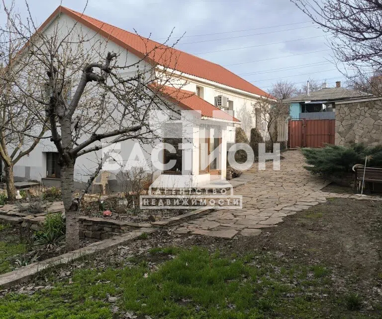 Продаётся 1-этажный дом, 140 м²