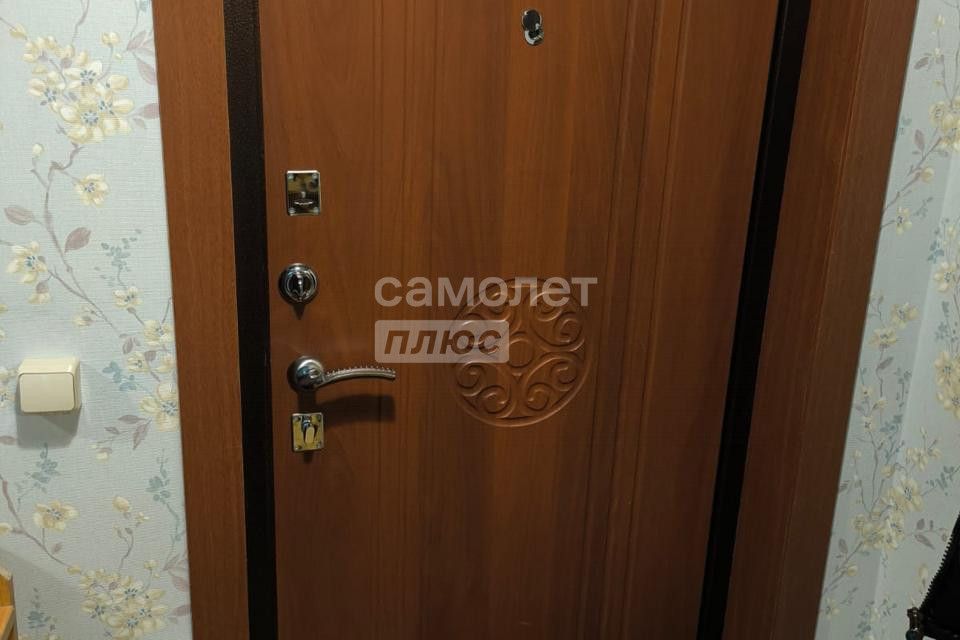 Продаётся 1-комнатная квартира, 37.2 м²