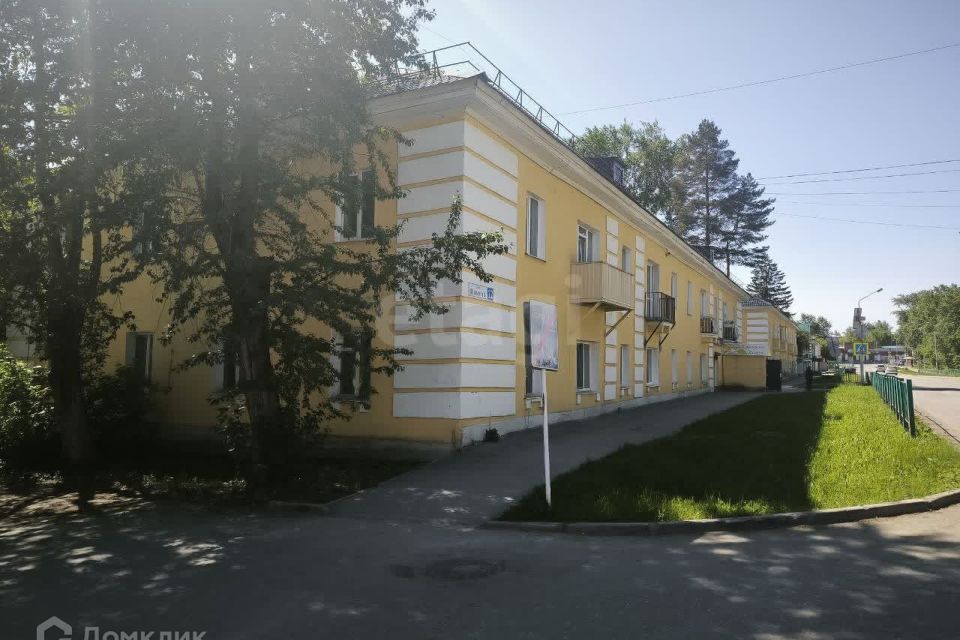 Продаётся 3-комнатная квартира, 76.7 м²