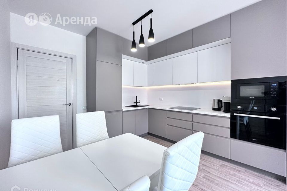 Сдаётся 2-комнатная квартира, 55 м²