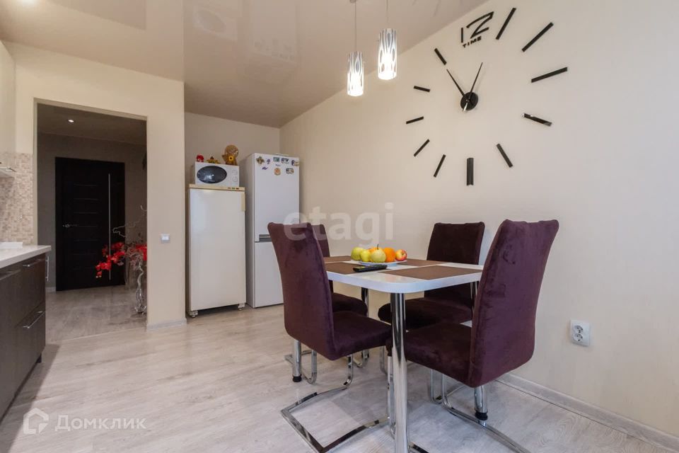Продаётся 2-комнатная квартира, 71 м²