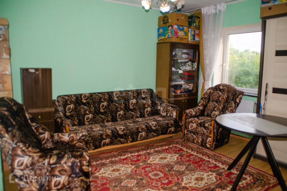 Продаётся 3-комнатная квартира, 40.2 м²