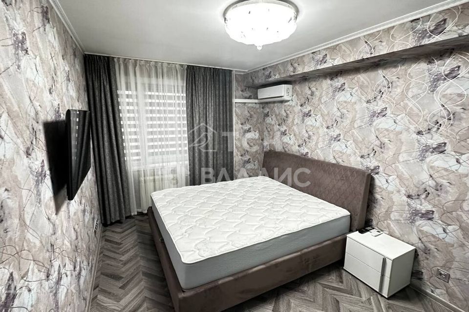 Продаётся 3-комнатная квартира, 70 м²