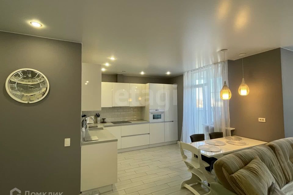 Продаётся 3-комнатная квартира, 89.8 м²
