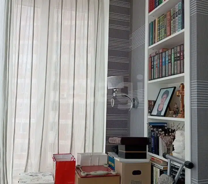 Продаётся 1-комнатная квартира, 43 м²
