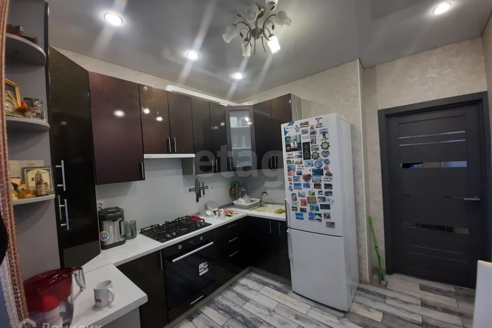 Продаётся 1-комнатная квартира, 38.6 м²
