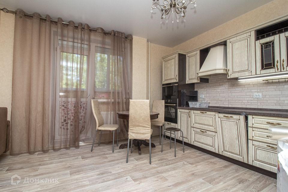 Продаётся 2-комнатная квартира, 65 м²