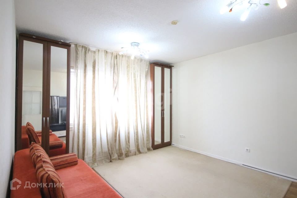 Продаётся 1-комнатная квартира, 44.3 м²