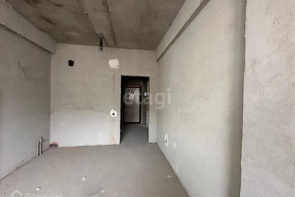Продаётся 1-комнатная квартира, 42 м²