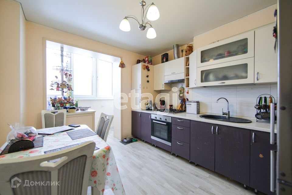 Продаётся 4-комнатная квартира, 116 м²