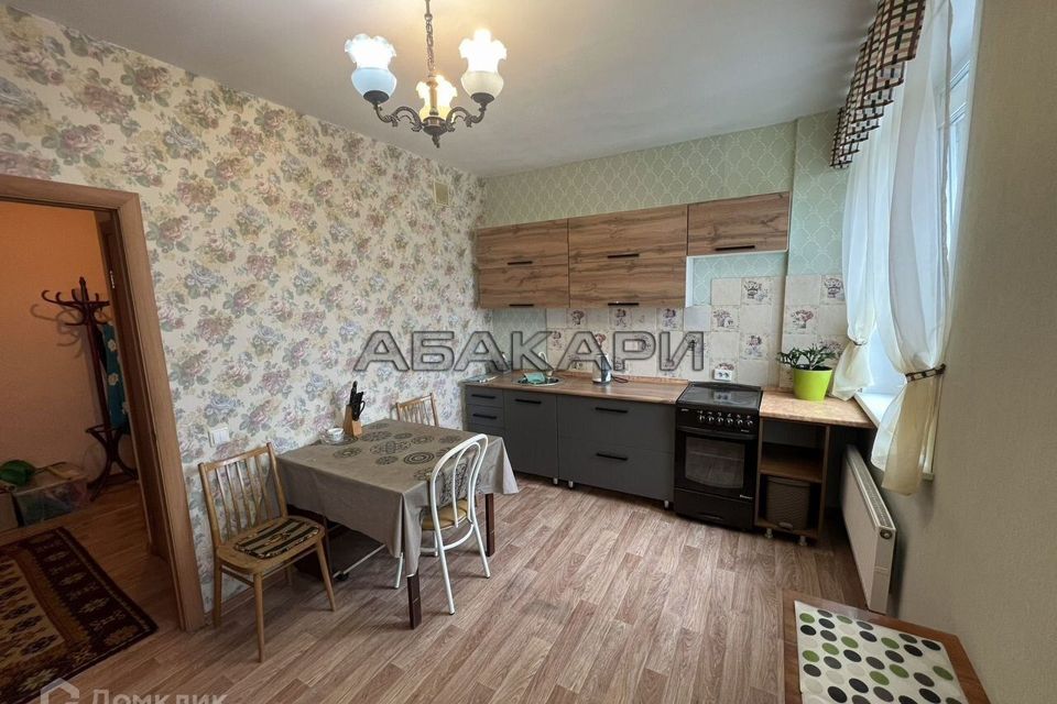 Сдаётся 3-комнатная квартира, 95 м²