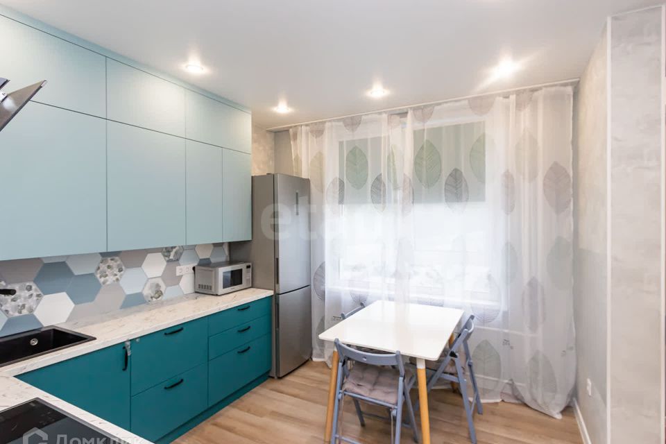 Продаётся 2-комнатная квартира, 60.8 м²