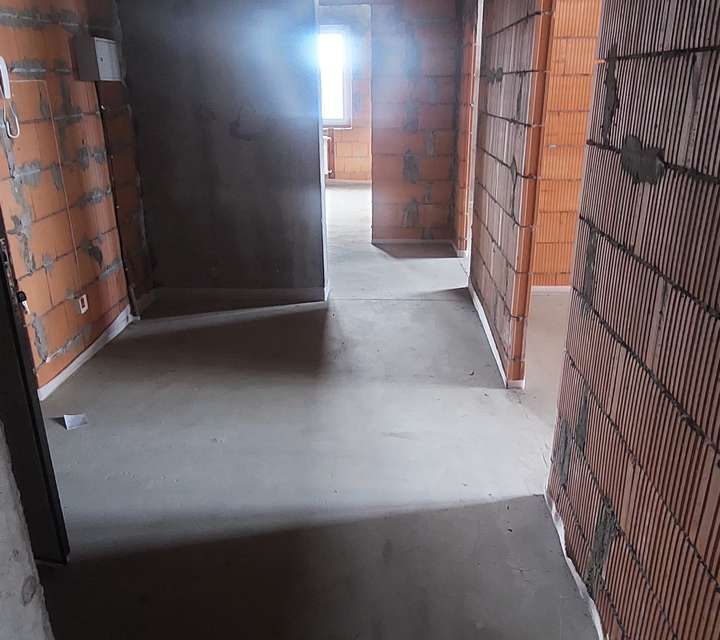 Продаётся 3-комнатная квартира, 80 м²