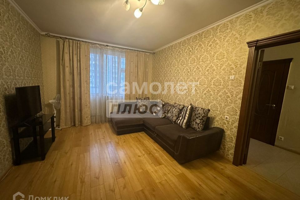 Продаётся 1-комнатная квартира, 37.7 м²