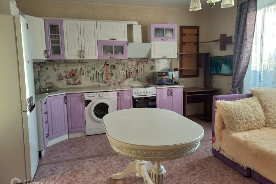 Продаётся 1-комнатная квартира, 40.6 м²