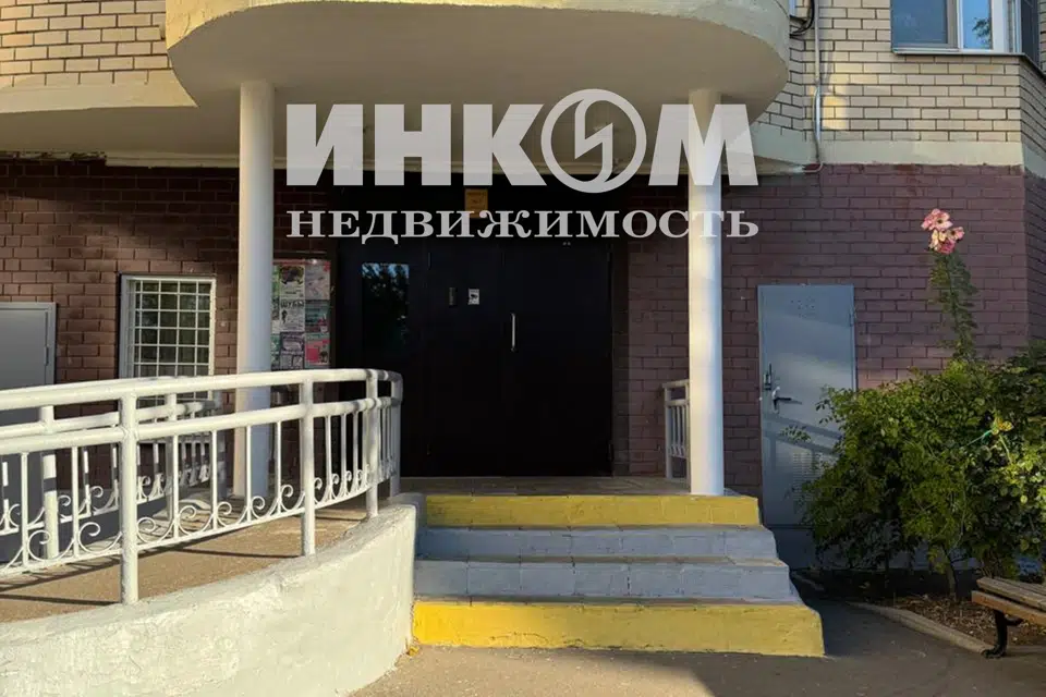Продаётся 1-комнатная квартира, 41.7 м²