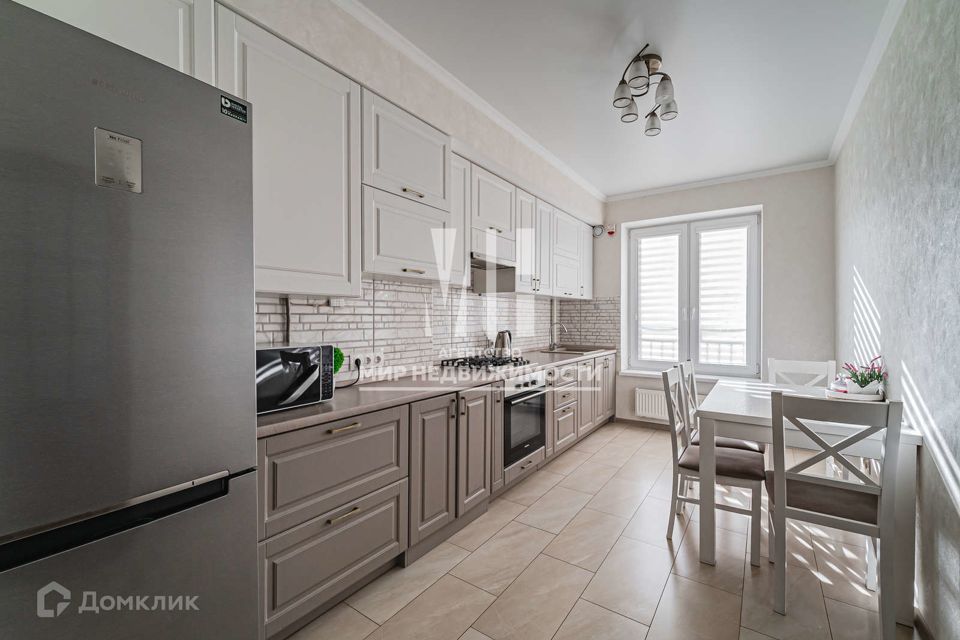 Сдаётся 2-комнатная квартира, 63 м²