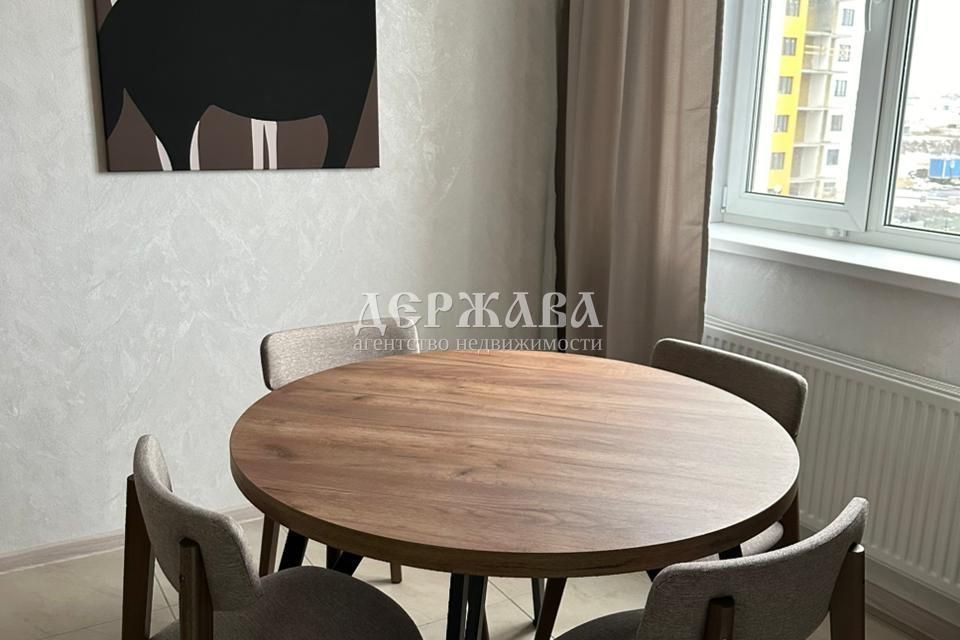 Сдаётся 2-комнатная квартира, 64 м²