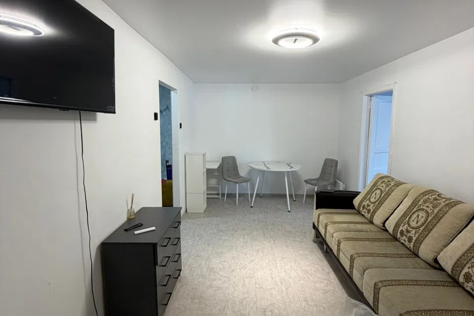 Продаётся 2-комнатная квартира, 46.7 м²