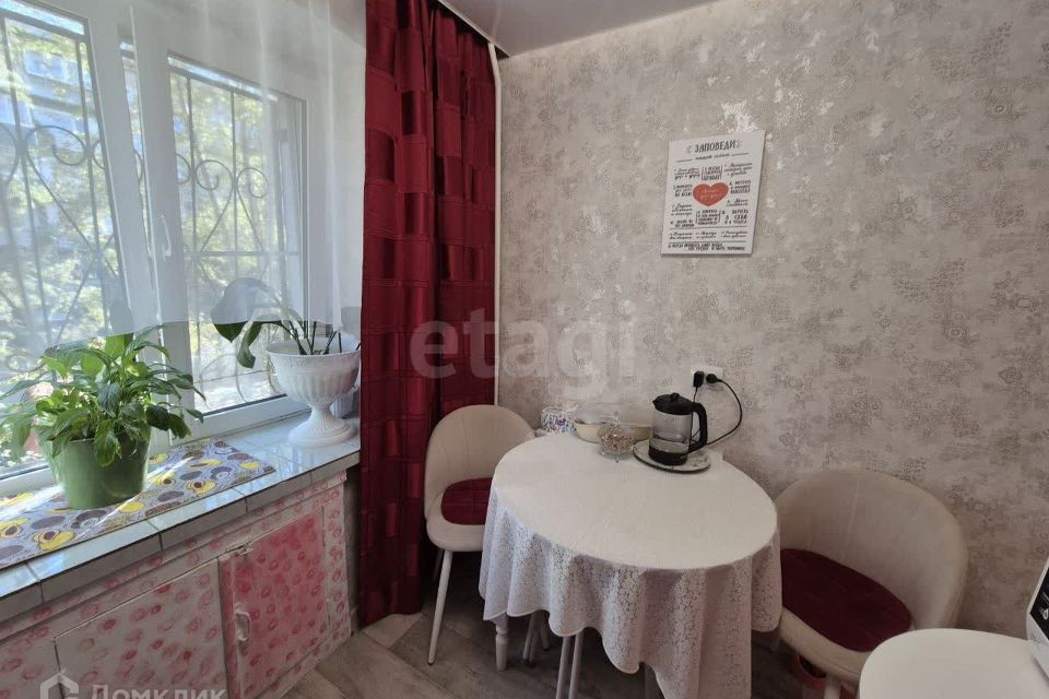 Продаётся 1-комнатная квартира, 29.8 м²