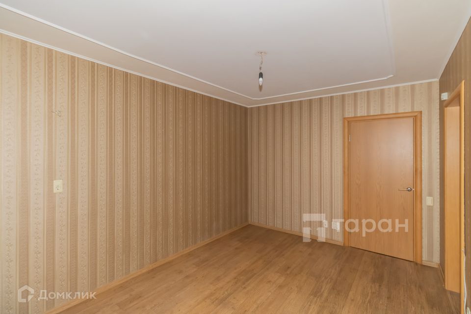 Продаётся 4-комнатная квартира, 83 м²